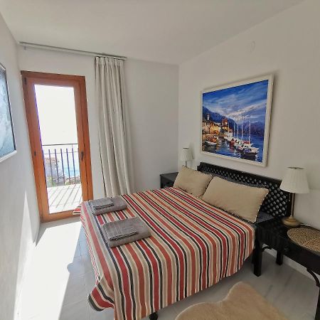 Spacious Seafront Apartment Platja d'Aro Bagian luar foto