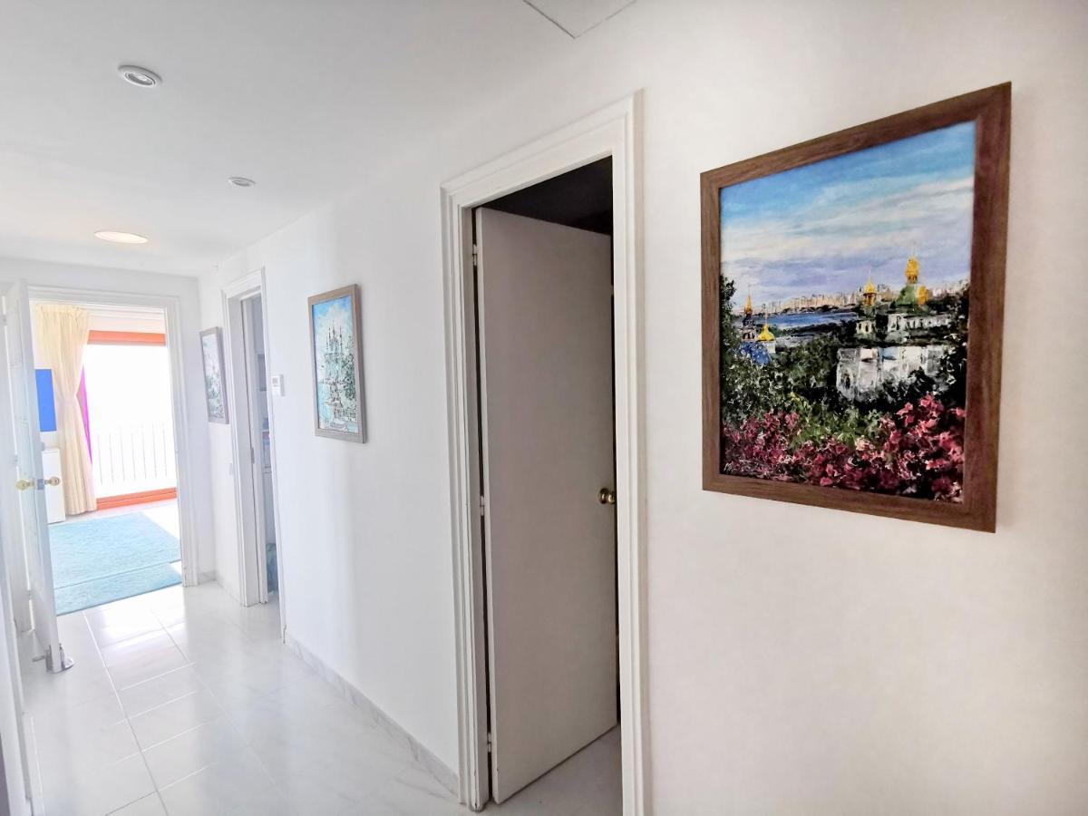 Spacious Seafront Apartment Platja d'Aro Bagian luar foto